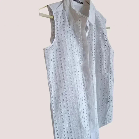 Suzy Shier Cotton Eyelet design Sleeveless Top  Small - Picture 2 of 7
